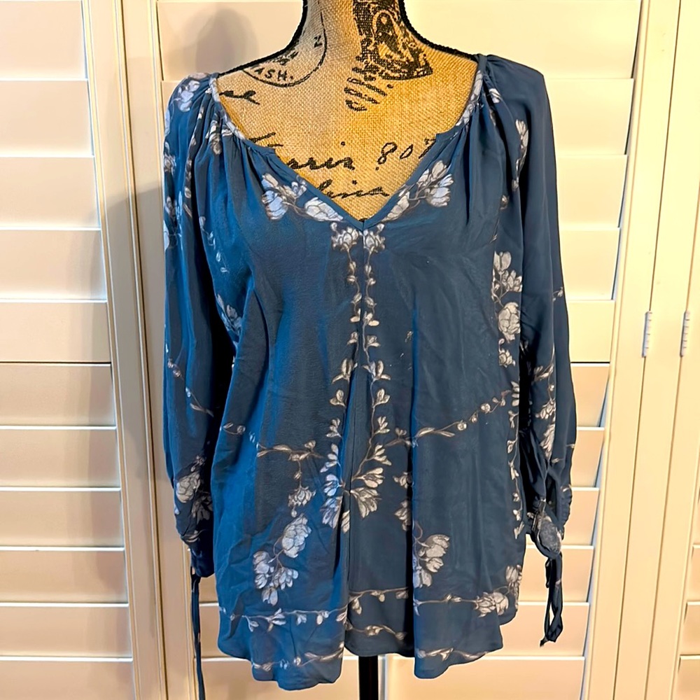 Love Stitch peasant blouse